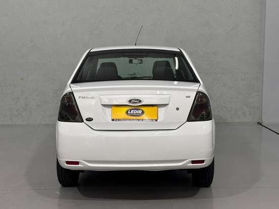 FORD-FIESTA-2011