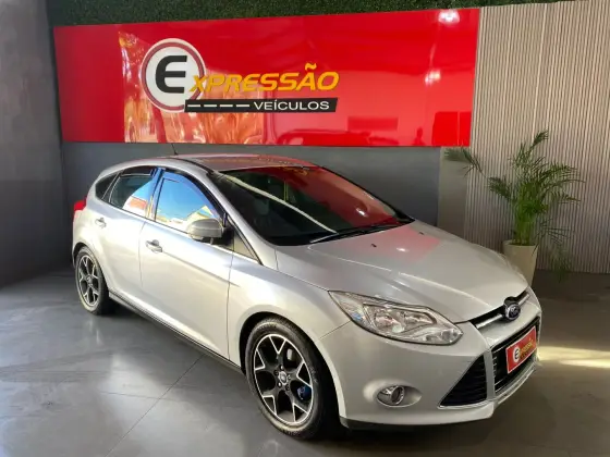 FORD FOCUS 2.0 TITANIUM PLUS HATCH 16V FLEX 4P AUTO