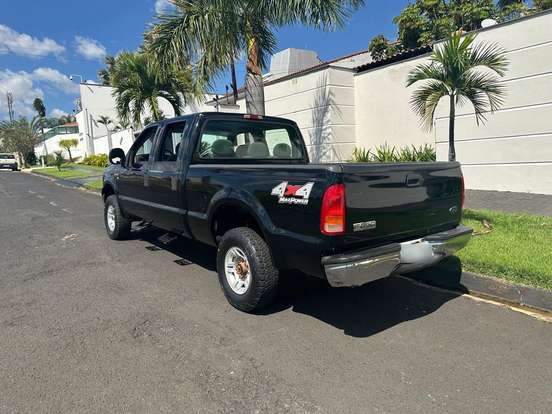 FORD-F-250-2011