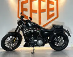 HARLEY-DAVIDSON SPORTSTER IRON 883 HARLEY-DAVIDSON SPORTSTER IRON 883
