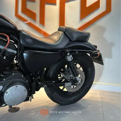 HARLEY-DAVIDSON-SPORTSTER IRON 883-2014