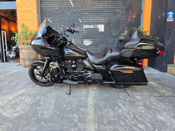 HARLEY-DAVIDSON ROAD GLIDE LIMITED 