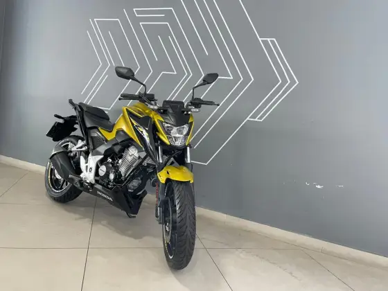 HONDA CB 300F TWISTER ABS HONDA CB 300F TWISTER ABS