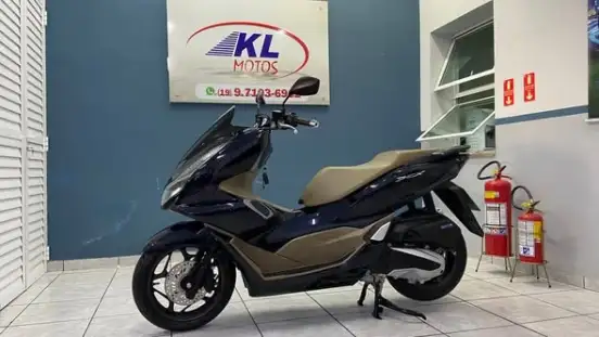 HONDA-PCX 160 DLX-2025