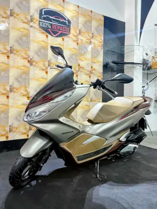 HONDA PCX DLX 