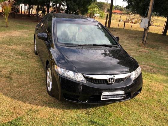 HONDA CIVIC 1.8 LXS 16V FLEX 4P MANUAL