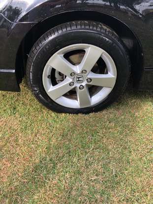 HONDA-CIVIC-2010