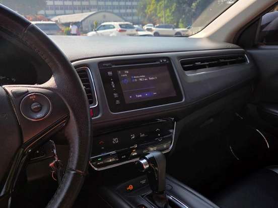 HONDA-HR-V-1.8 16V FLEX TOURING 4P AUTOMÁTICO HONDA-HR-V-2018