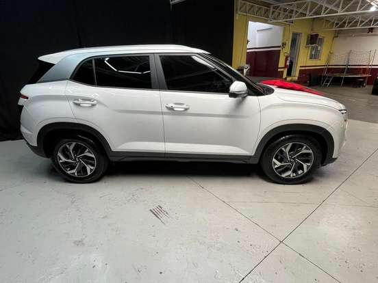 HYUNDAI-CRETA-2022