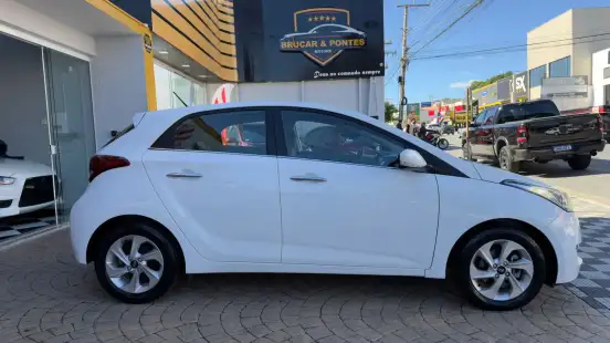 HYUNDAI-HB20-2018