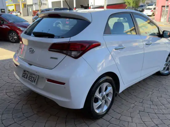 HYUNDAI-HB20-1.6 PREMIUM 16V FLEX 4P AUTOMÁTICO HYUNDAI-HB20-2018