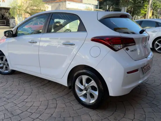 HYUNDAI-HB20-1.6 PREMIUM 16V FLEX 4P AUTOMÁTICO HYUNDAI-HB20-2018
