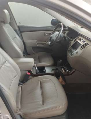 HYUNDAI-AZERA-2008