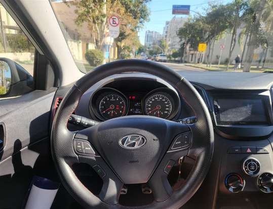 HYUNDAI-HB20-1.6 R SPEC 16V FLEX 4P MANUAL HYUNDAI-HB20-2016