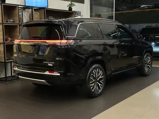 JEEP-COMMANDER-2025