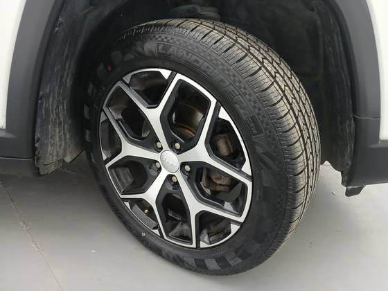 /en/city/cate-car-used-car/jeep-compass-2025-1-3-t270-turbo-flex-longitude-at6-48551717639424000/-13