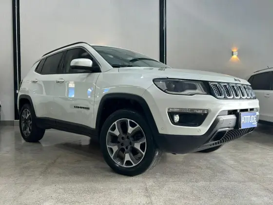 JEEP COMPASS 2.0 16V DIESEL LONGITUDE 4X4 AUTOMÁTICO JEEP COMPASS 2.0 16V DIESEL LONGITUDE 4X4 AUTOMÁTICO