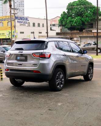 JEEP-COMPASS-2021