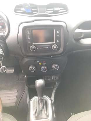JEEP-RENEGADE-2019
