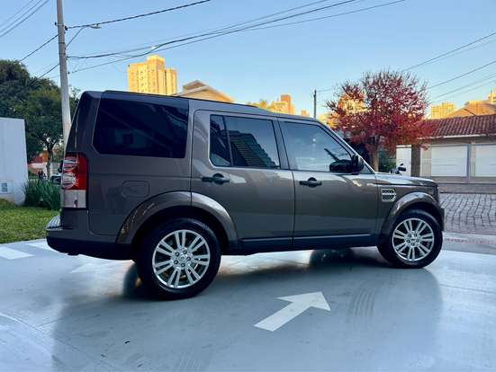 LAND ROVER-DISCOVERY 4-2010