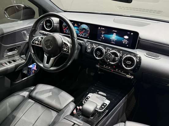 MERCEDES-BENZ-A 250-2.0 CGI GASOLINA 7G-DCT MERCEDES-BENZ-A 250-2019