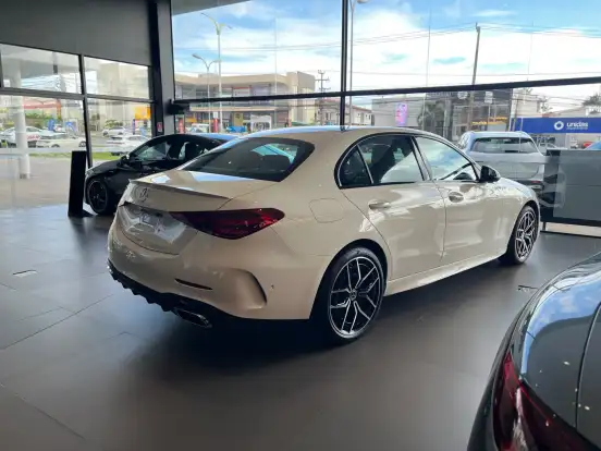 MERCEDES-BENZ-C 300-2025