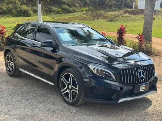 MERCEDES-BENZ GLA 250 2.0 16V TURBO GASOLINA SPORT 4P AUTOMÁTICO MERCEDES-BENZ GLA 250 2.0 16V TURBO GASOLINA SPORT 4P AUTOMÁTICO