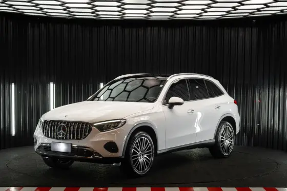 MERCEDES-BENZ GLC 300 2.0 MHEV 4MATIC 9G-TRONIC MERCEDES-BENZ GLC 300 2.0 MHEV 4MATIC 9G-TRONIC