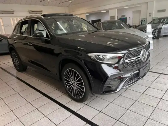 MERCEDES-BENZ GLC 300 2.0 MHEV AMG LINE 4MATIC 9G-TRONIC MERCEDES-BENZ GLC 300 2.0 MHEV AMG LINE 4MATIC 9G-TRONIC