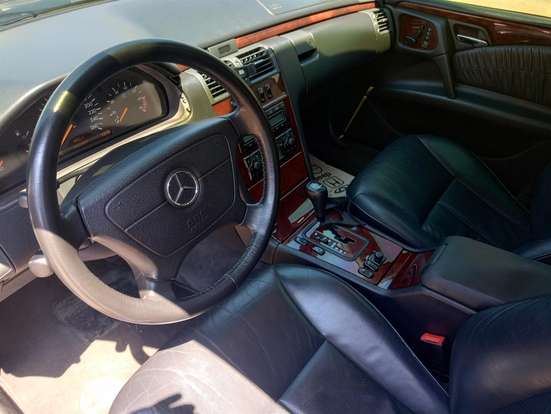 MERCEDES-BENZ-E 430-4.3 ELEGANCE V8 GASOLINA 4P AUTOMÁTICO MERCEDES-BENZ-E 430-1998