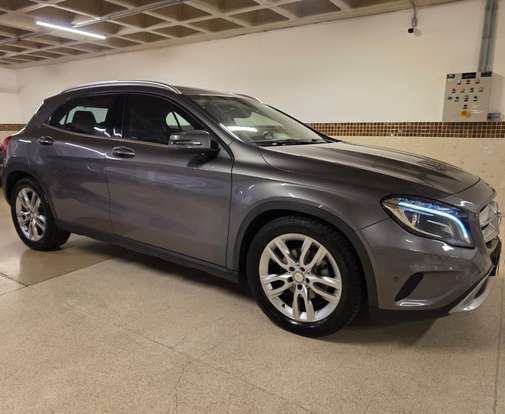 MERCEDES-BENZ-GLA 200-2015