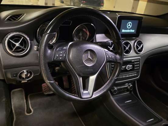 MERCEDES-BENZ-GLA 200-1.6 CGI ADVANCE 16V TURBO GASOLINA 4P AUTOMÁTICO MERCEDES-BENZ-GLA 200-2015