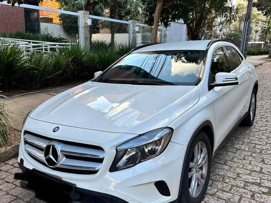 MERCEDES-BENZ-GLA 200-1.6 CGI ADVANCE 16V TURBO GASOLINA 4P AUTOMÁTICO MERCEDES-BENZ-GLA 200-2015