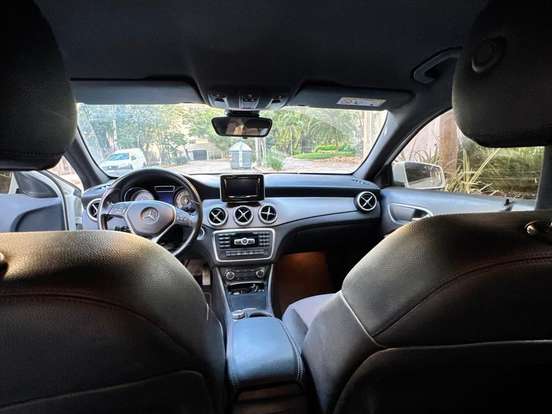 MERCEDES-BENZ-GLA 200-1.6 CGI ADVANCE 16V TURBO GASOLINA 4P AUTOMÁTICO MERCEDES-BENZ-GLA 200-2015