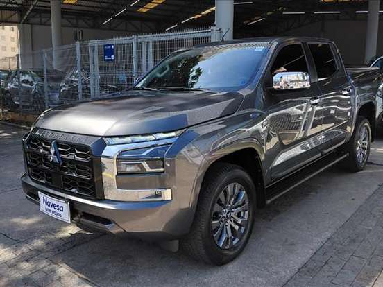 MITSUBISHI-TRITON-2.4 BITURBO DIESEL CD HPE 4X4 AUTOMÁTICO MITSUBISHI-TRITON-2025