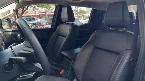 MITSUBISHI-TRITON-2.4 BITURBO DIESEL CD HPE 4X4 AUTOMÁTICO MITSUBISHI-TRITON-2025