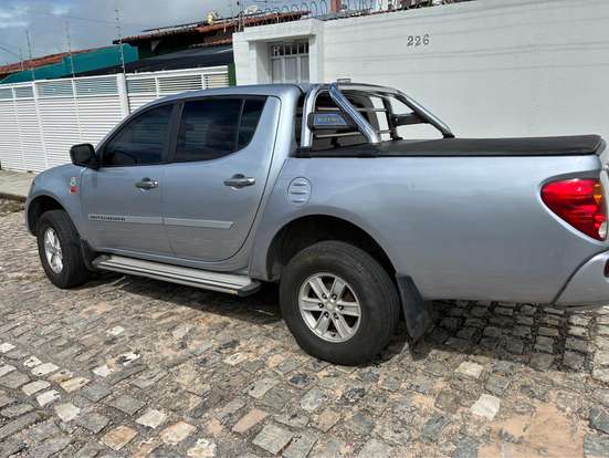 MITSUBISHI-L200 TRITON-3.2 HPE 4X4 CD 16V TURBO INTERCOOLER DIESEL 4P MANUAL MITSUBISHI-L200 TRITON-2012
