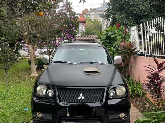 MITSUBISHI-PAJERO-2.5 HD 4X4 8V TURBO INTERCOOLER DIESEL 4P MANUAL MITSUBISHI-PAJERO-2008