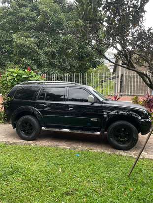 MITSUBISHI-PAJERO-2008