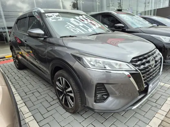 NISSAN KICKS PLAY 1.6 16V FLEXSTART SENSE XTRONIC NISSAN KICKS PLAY 1.6 16V FLEXSTART SENSE XTRONIC