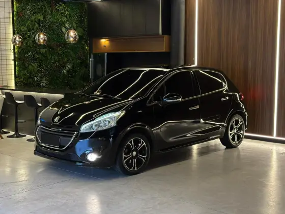 PEUGEOT 208 1.6 GRIFFE 16V FLEX 4P AUTOMÁTICO
