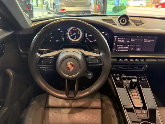 PORSCHE-911-2020