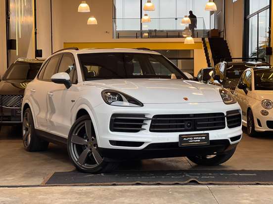PORSCHE-CAYENNE-3.0 V6 E-HYBRID PLATINUM EDITION AWD TIPTRONIC S PORSCHE-CAYENNE-2022