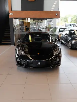 PORSCHE-CAYMAN-2013