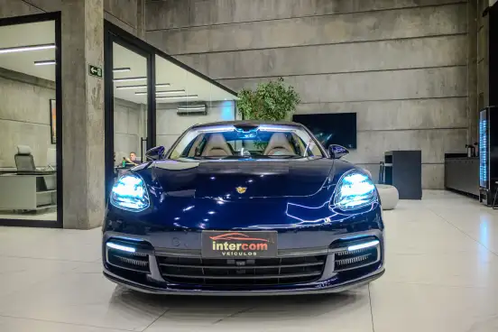 PORSCHE-PANAMERA-2019