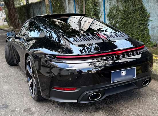 PORSCHE-911-2025