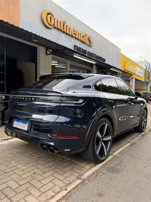 PORSCHE-CAYENNE-2024