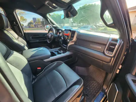 RAM-3500-6.7 I6 TURBO DIESEL LARAMIE CD 4X4 AUTOMÁTICO RAM-3500-2022