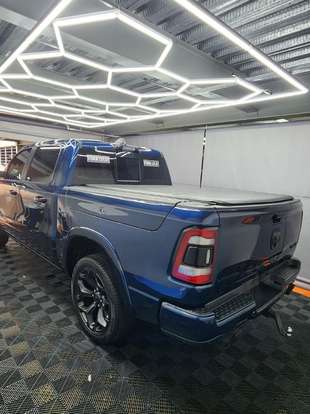 RAM-1500-5.7 V8 GASOLINA LIMITED NIGHT EDITION CD 4X4 AUTOMÁTICO RAM-1500-2024