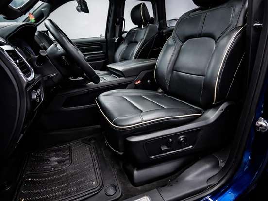 RAM-1500-5.7 V8 GASOLINA LIMITED NIGHT EDITION CD 4X4 AUTOMÁTICO RAM-1500-2024